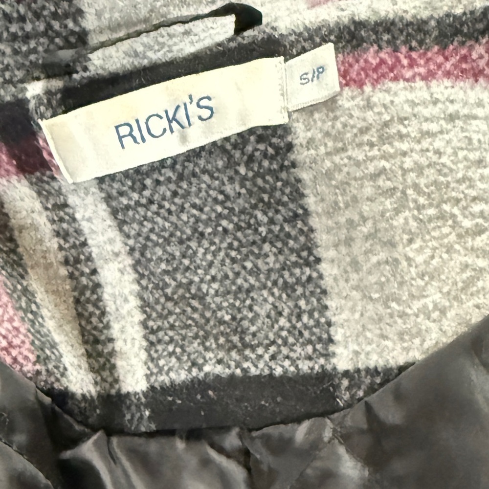 Ricki's Black & Gray Plaid Pea Coat, wool blend, zip/snaps/toggles, Size Small - Picture 10 of 10
